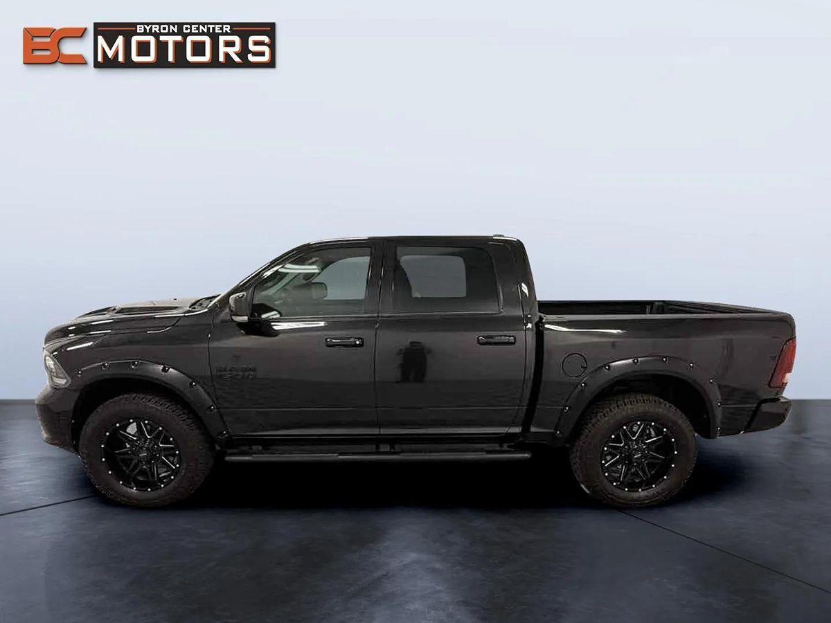 2017 Ram 1500 Sport photo 3