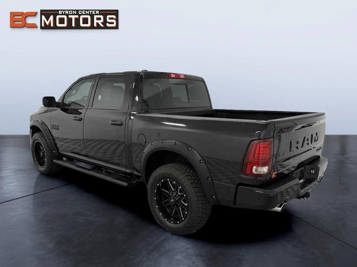 2017 Ram 1500 Sport photo 4