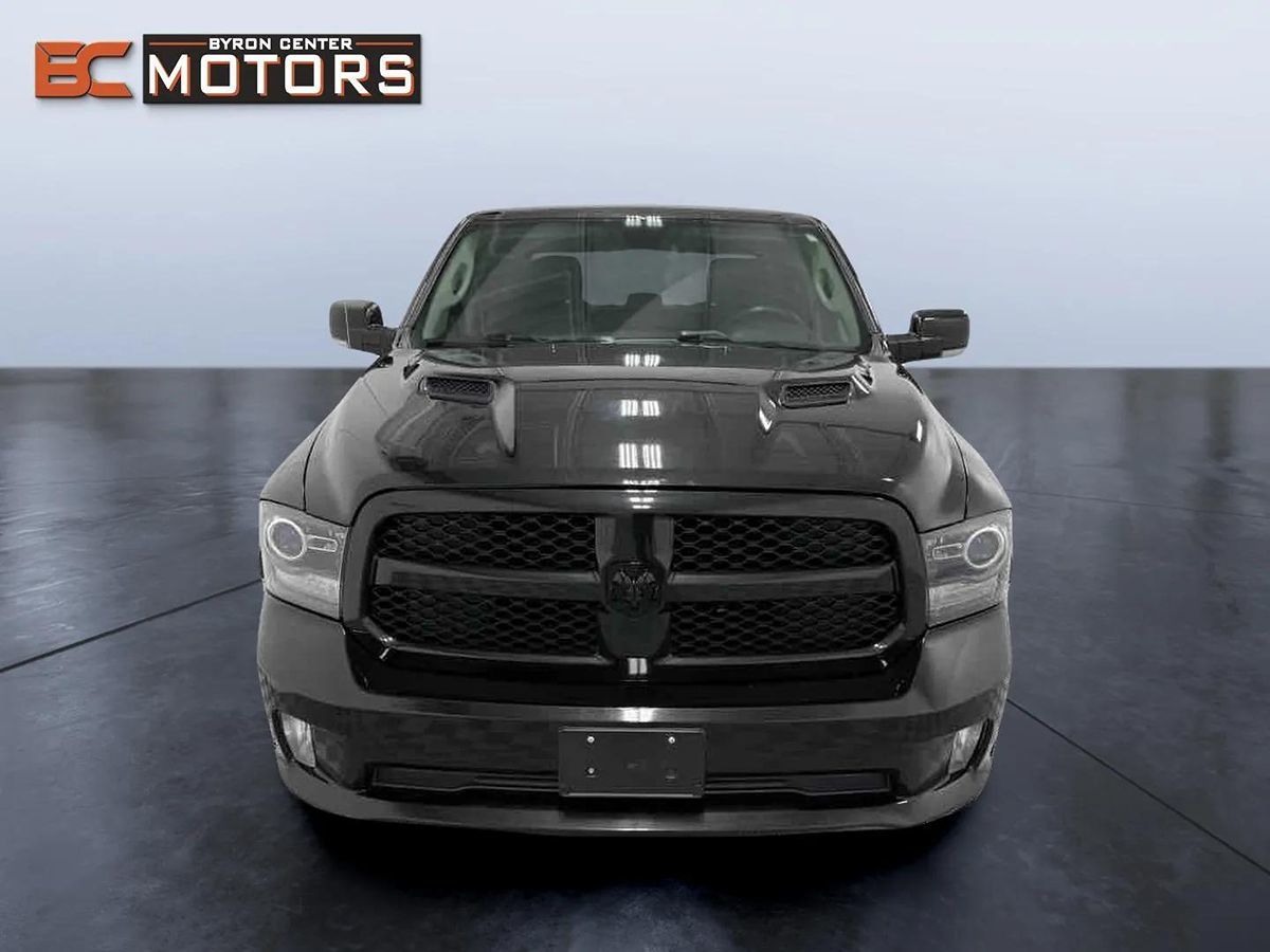 2017 Ram 1500 Sport photo 8
