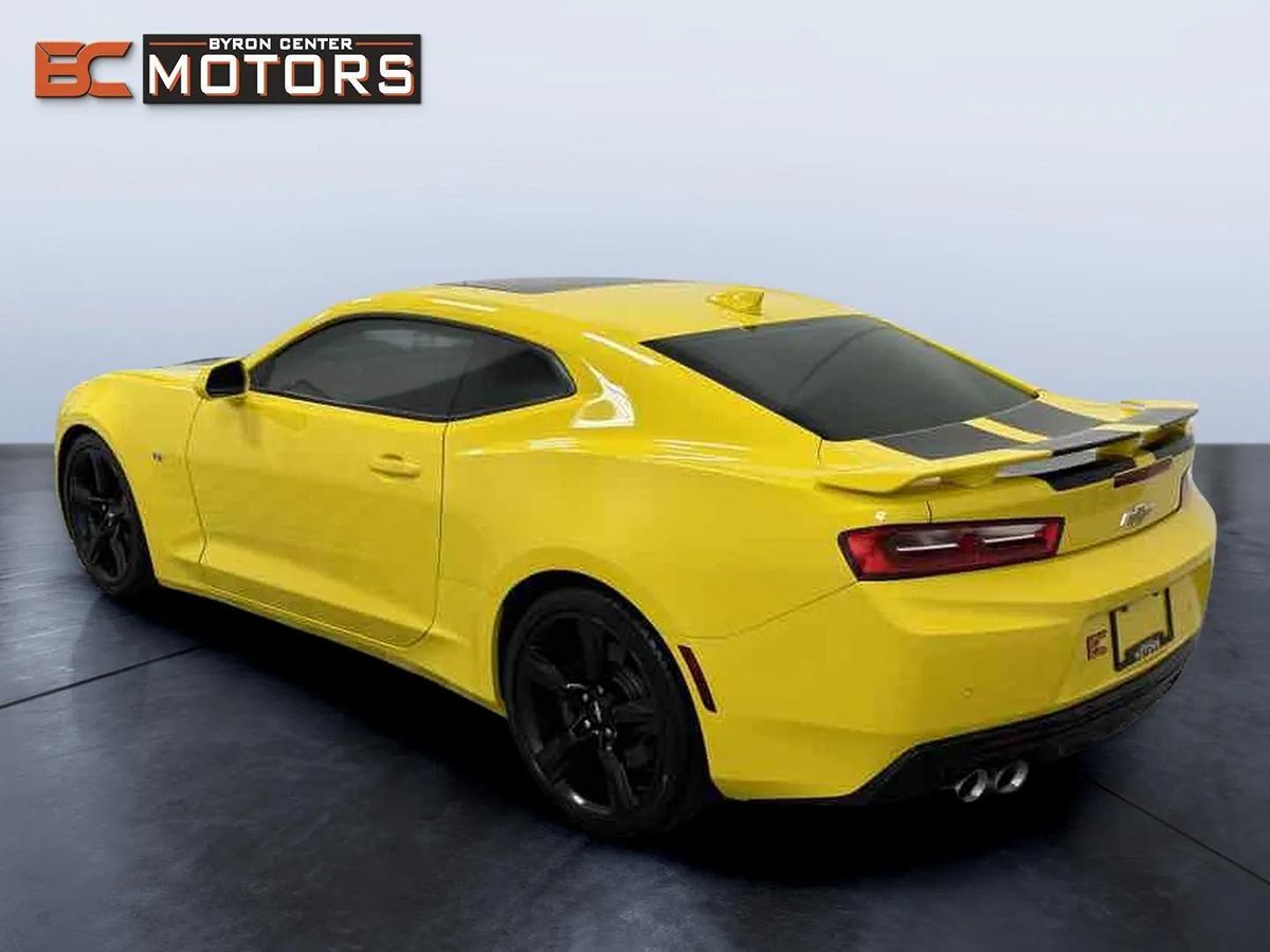 2016 Chevrolet Camaro 2SS photo 4