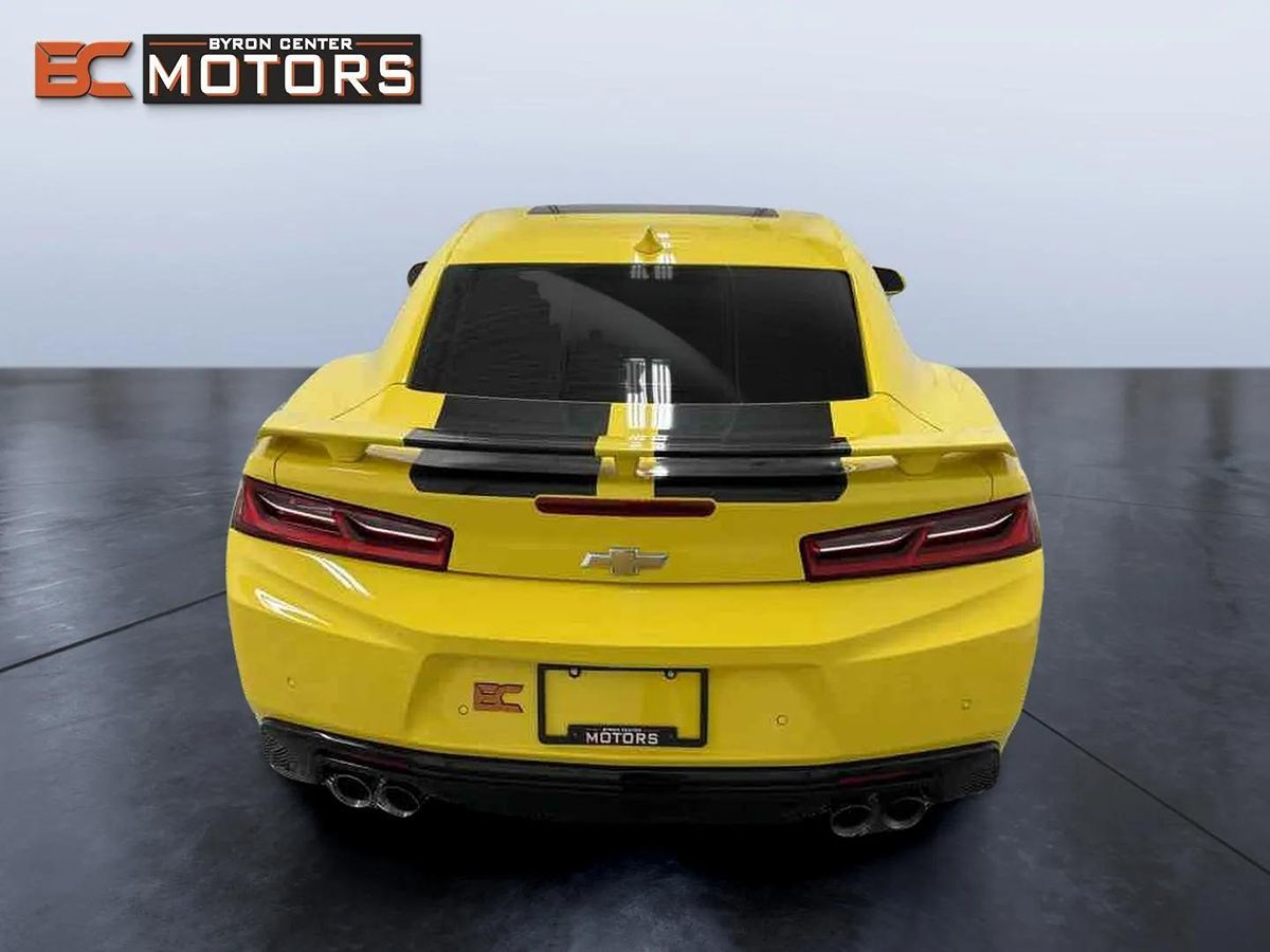 2016 Chevrolet Camaro 2SS photo 5