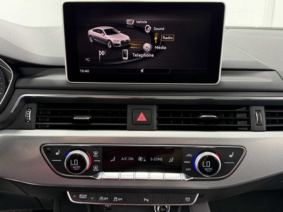2018 Audi A5 Premium Plus Quattro photo 17