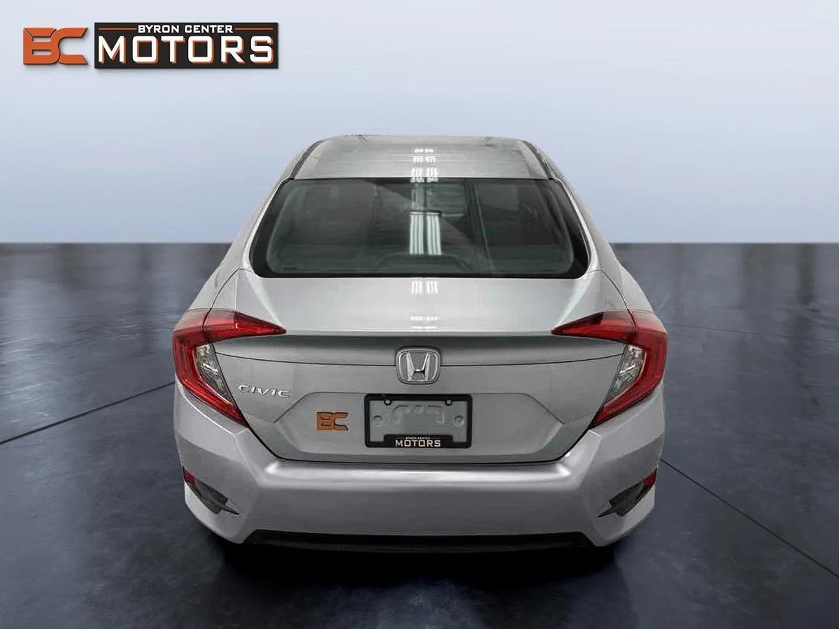 2018 Honda Civic LX photo 5