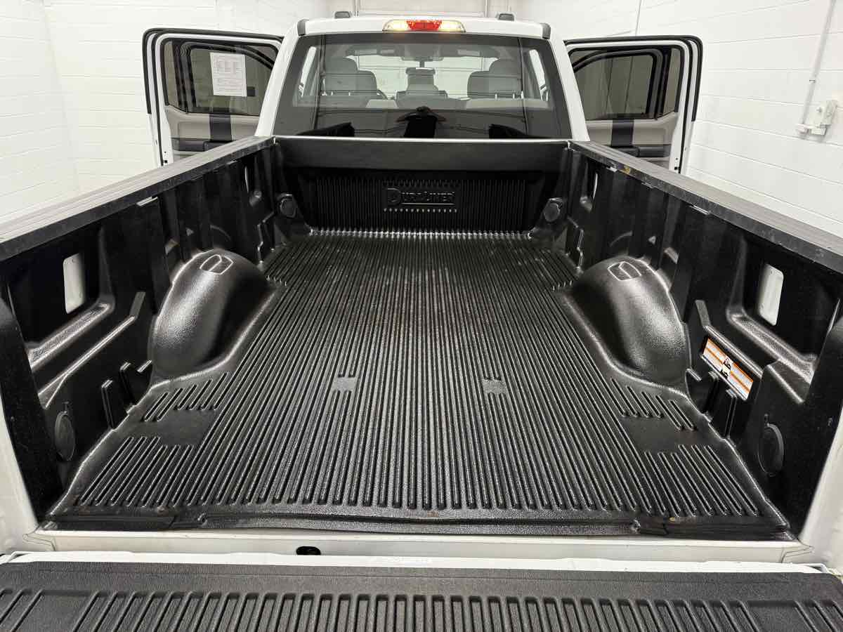 2020 Ford F-350 XL photo 22