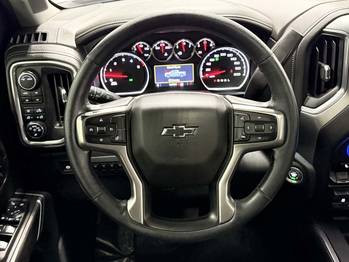 2021 Chevrolet Silverado 3500HD LTZ photo 14