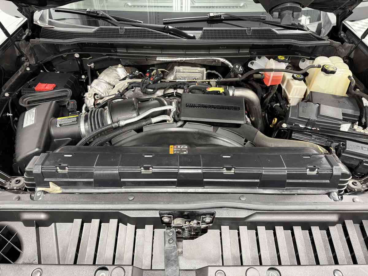 2021 Chevrolet Silverado 3500HD LTZ photo 27