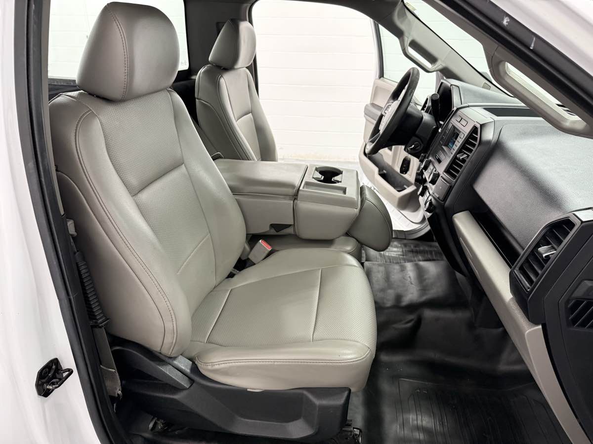 2017 Ford F-150 XL photo 10
