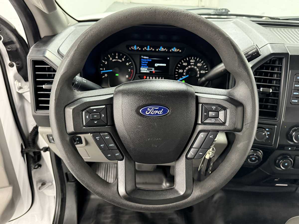 2017 Ford F-150 XL photo 11
