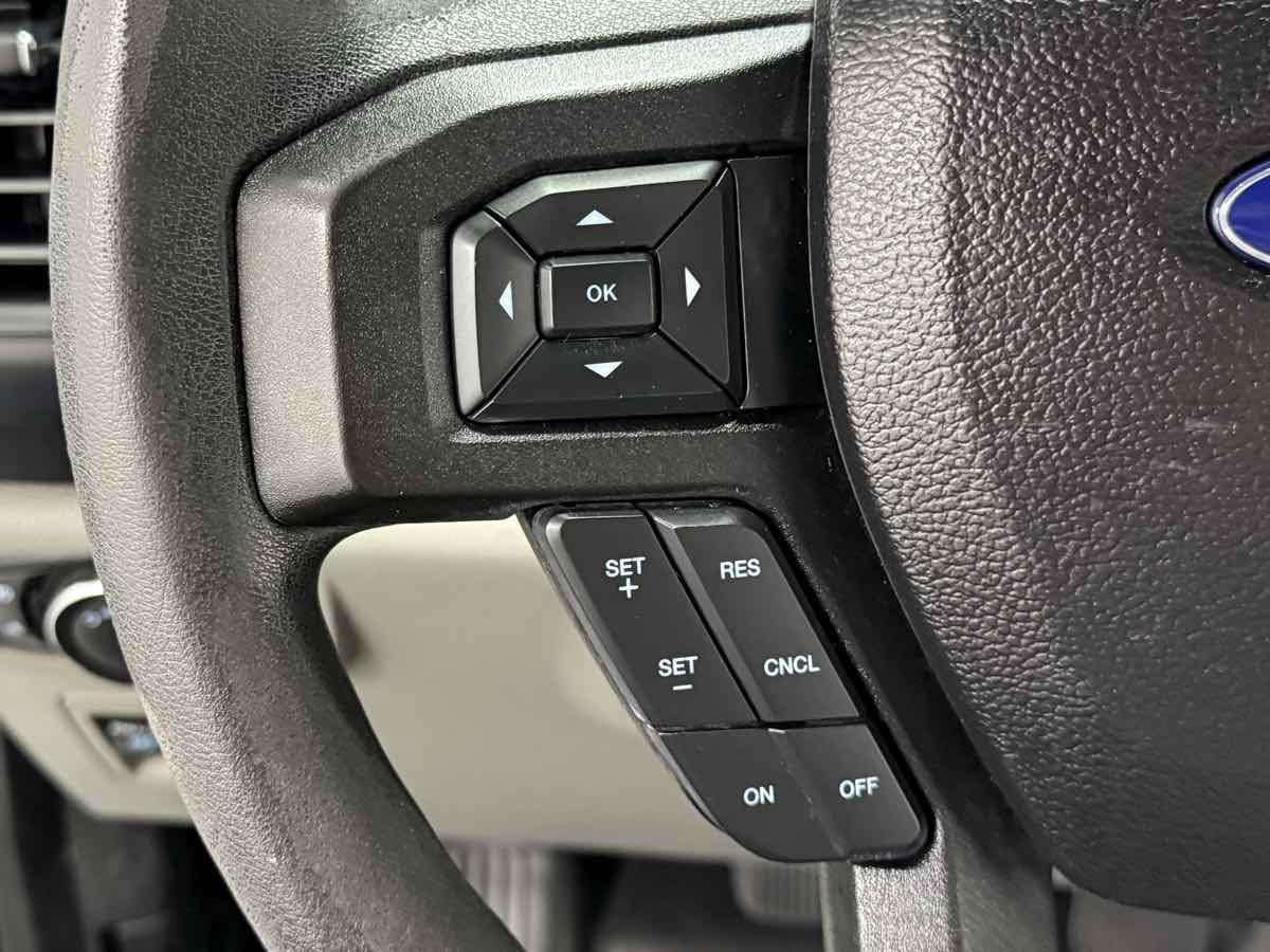 2017 Ford F-150 XL photo 12