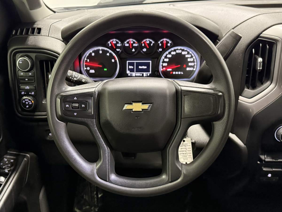 2022 Chevrolet Silverado 2500HD Custom photo 14