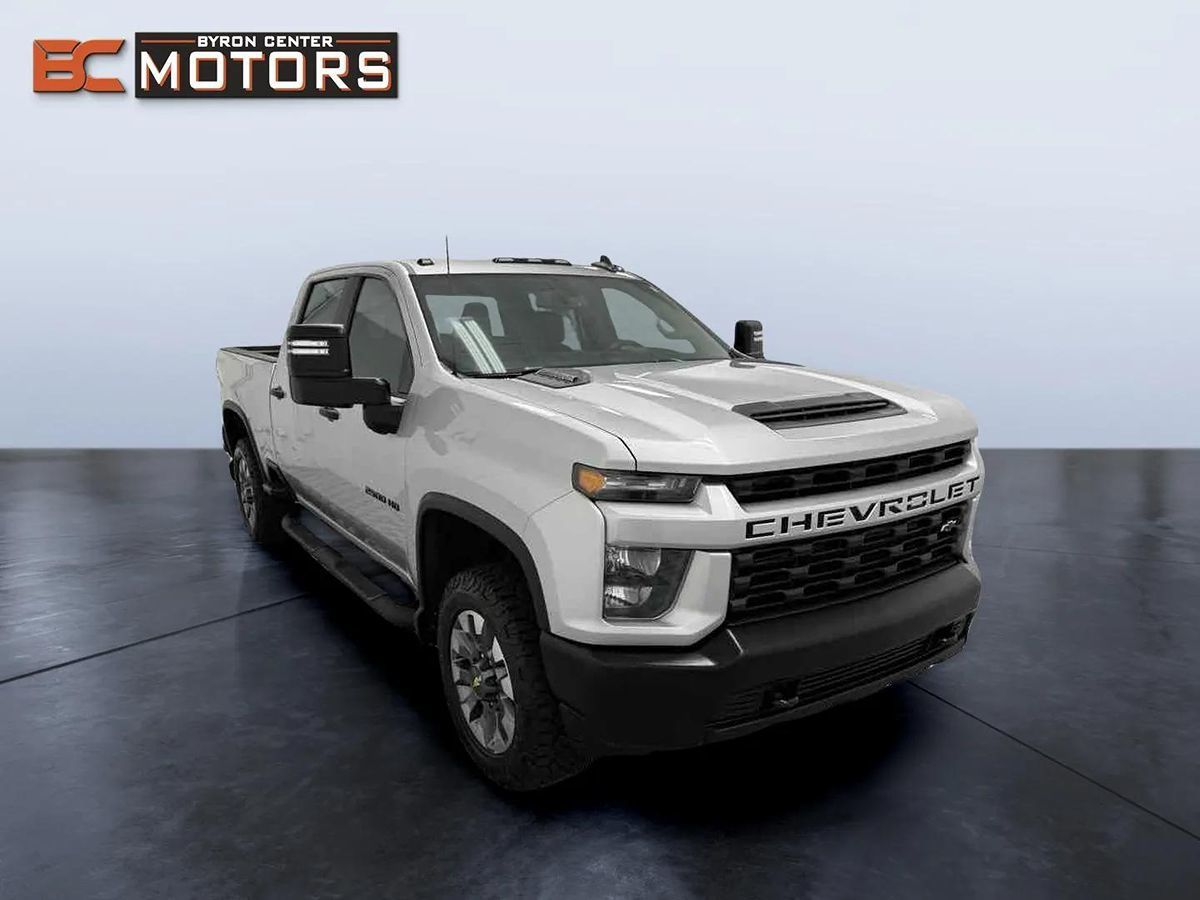 2022 Chevrolet Silverado 2500HD Custom photo 6