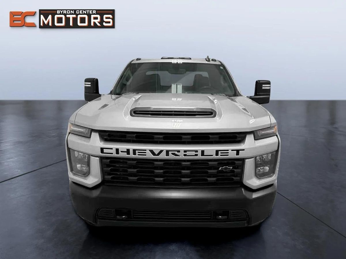 2022 Chevrolet Silverado 2500HD Custom photo 7