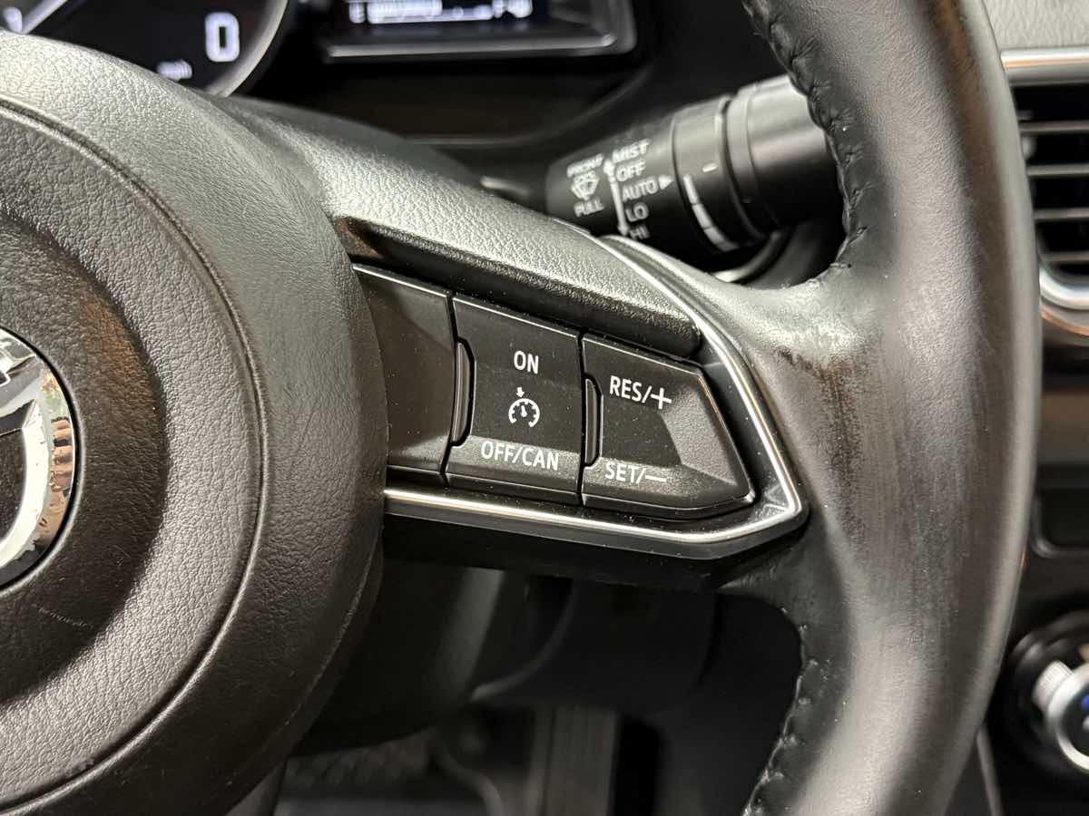 2018 Mazda Mazda3 Grand Touring photo 18