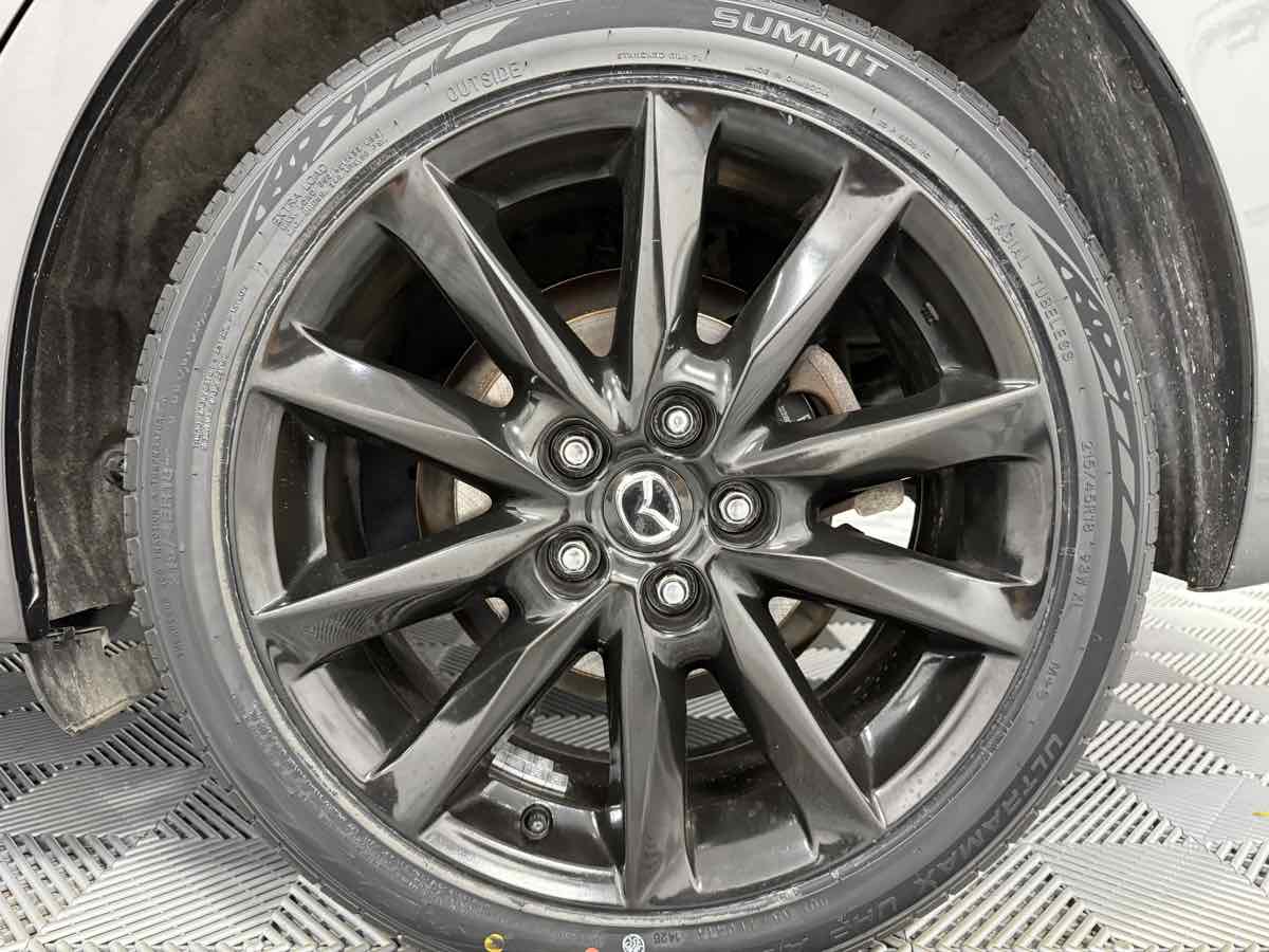 2018 Mazda Mazda3 Grand Touring photo 27