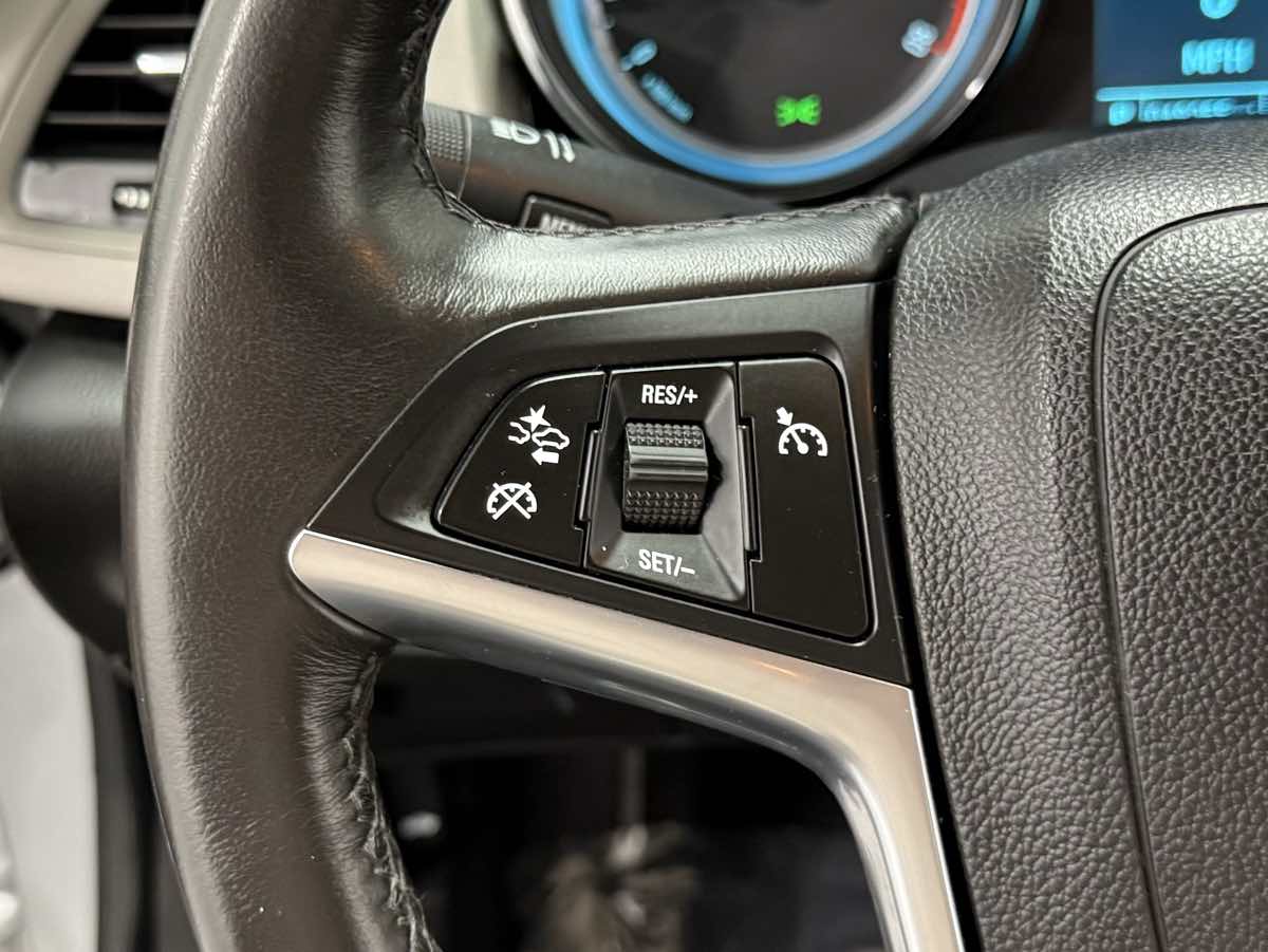 2014 Buick Verano Convenience photo 16