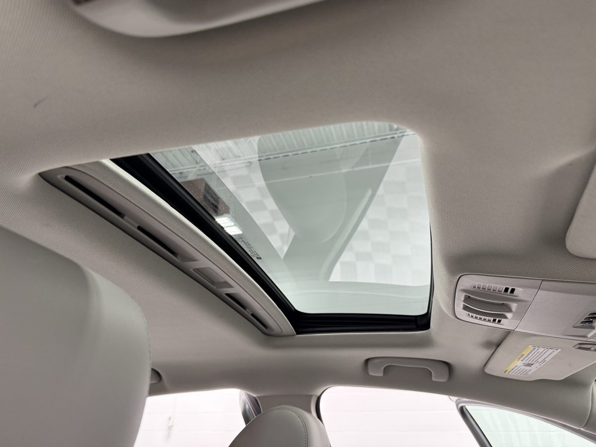 2014 Buick Verano Convenience photo 23