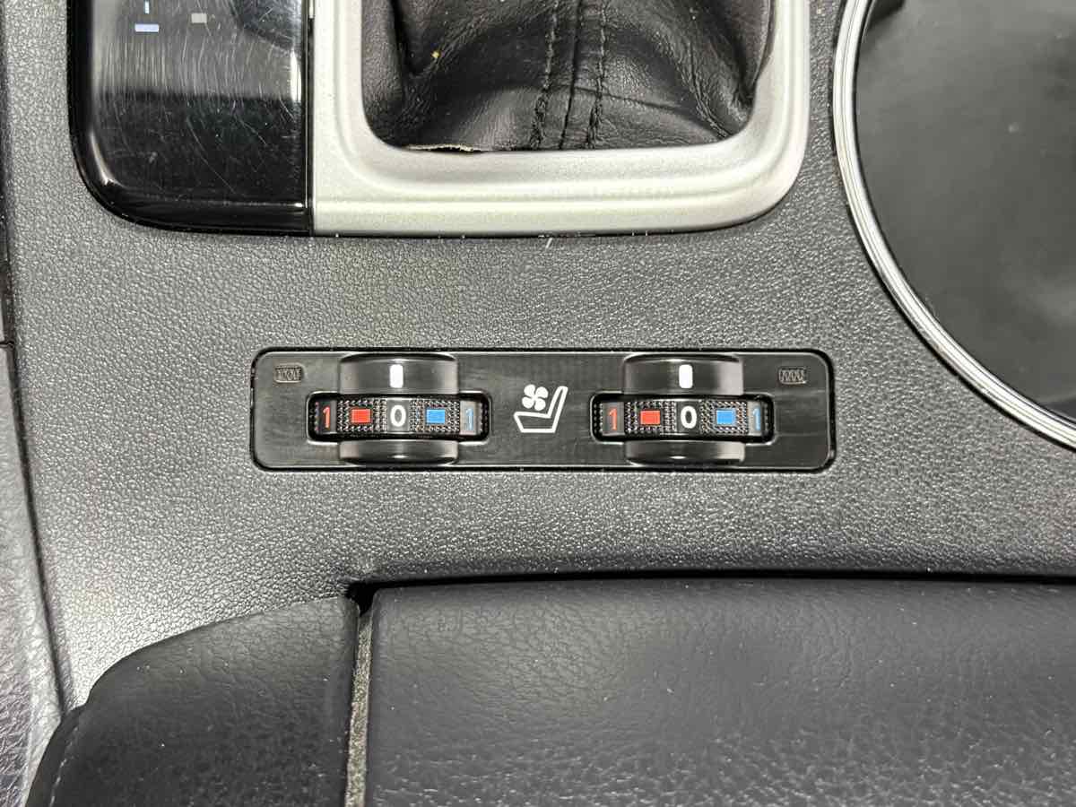 2015 Toyota Highlander Limited photo 24