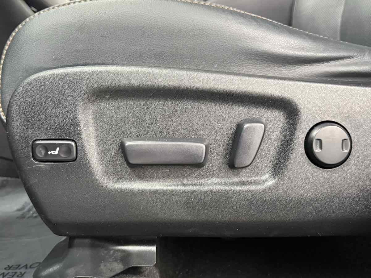 2015 Toyota Highlander Limited photo 26
