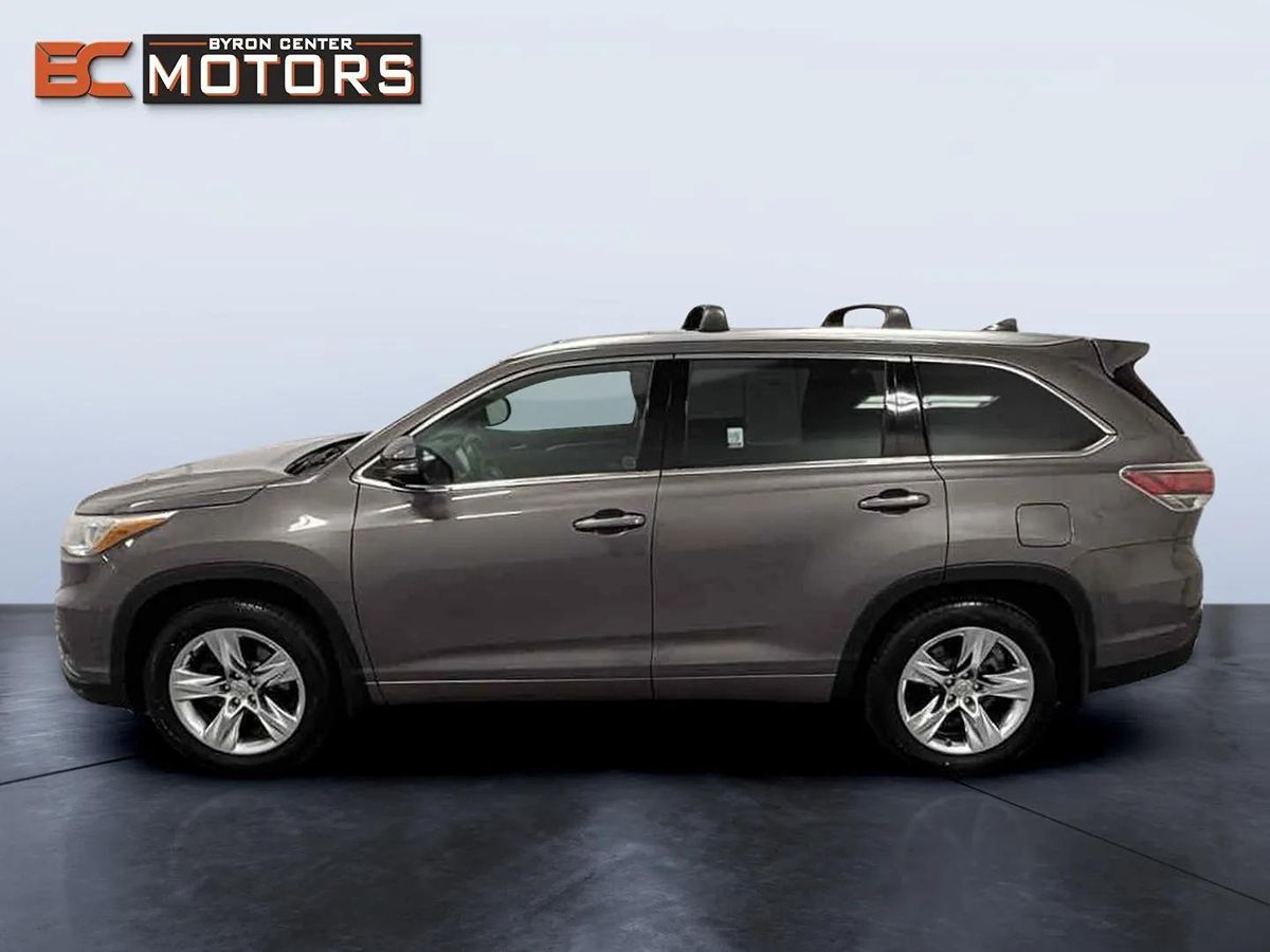 2015 Toyota Highlander Limited photo 3