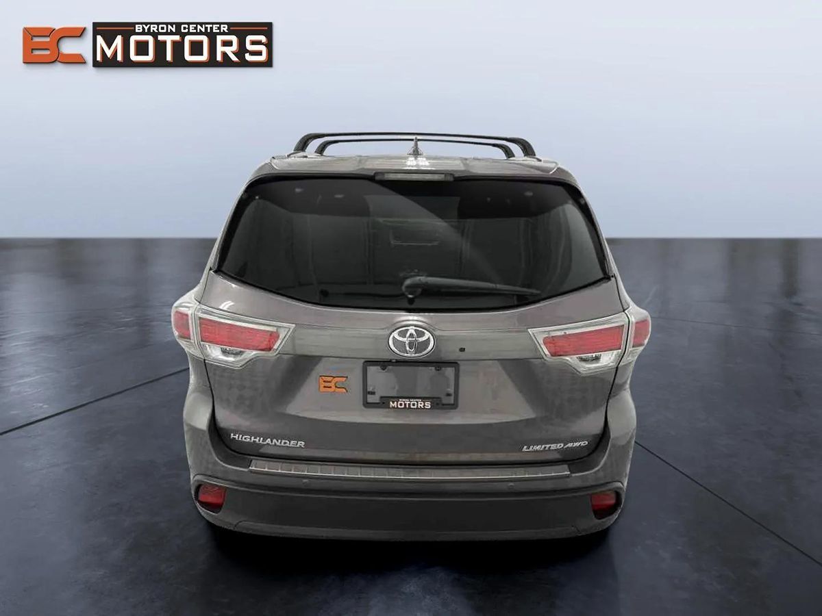 2015 Toyota Highlander Limited photo 5