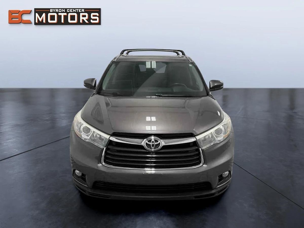 2015 Toyota Highlander Limited photo 8