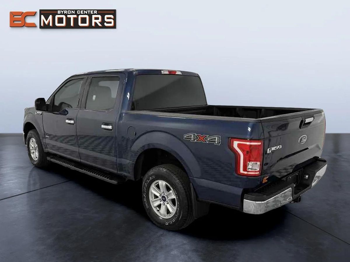2015 Ford F-150 XLT photo 4