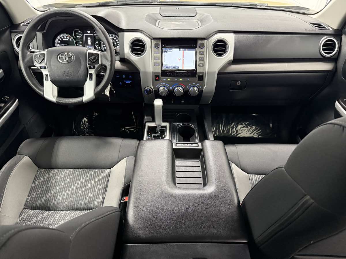 2018 Toyota Tundra SR5 TRD photo 11