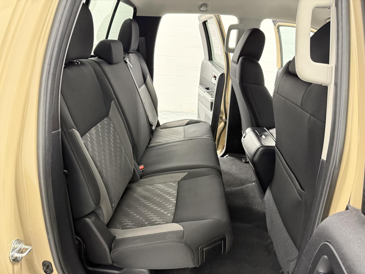 2018 Toyota Tundra SR5 TRD photo 12