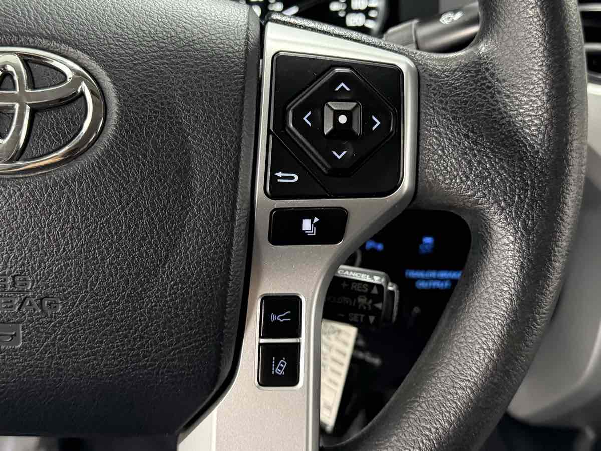 2018 Toyota Tundra SR5 TRD photo 17