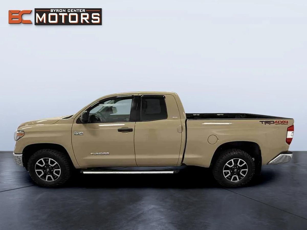 2018 Toyota Tundra SR5 TRD photo 3