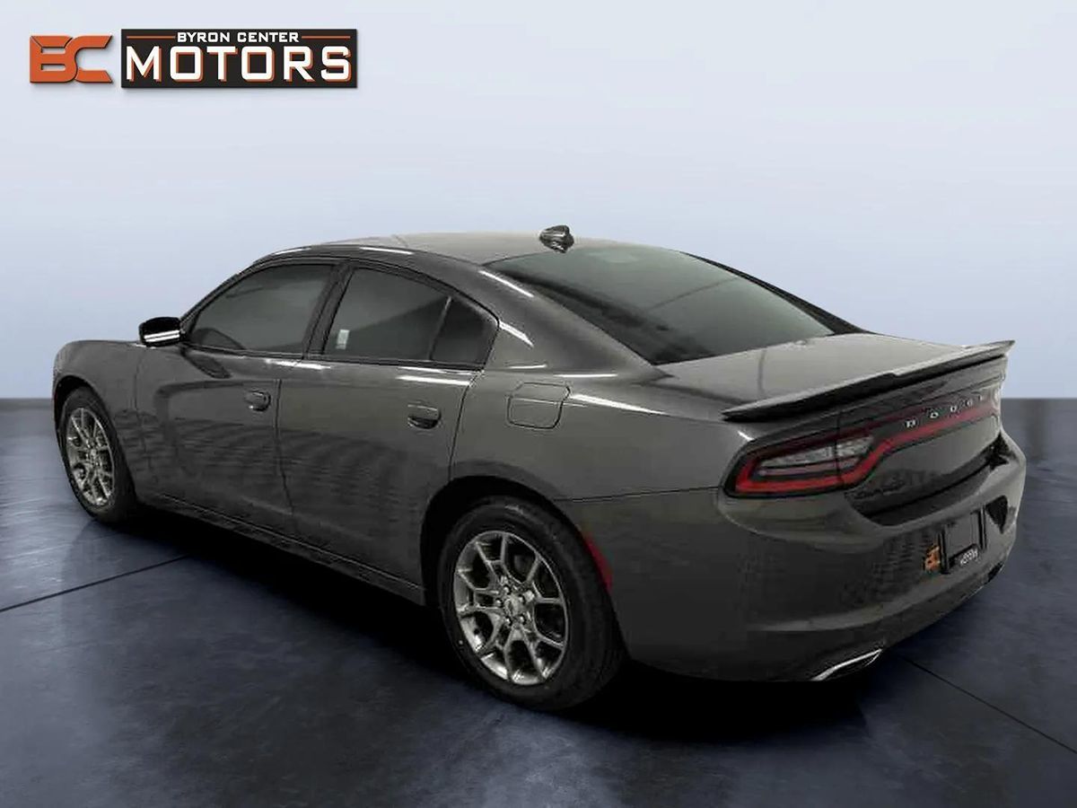 2017 Dodge Charger SXT Rallye photo 4