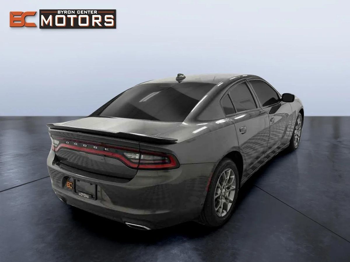 2017 Dodge Charger SXT Rallye photo 6
