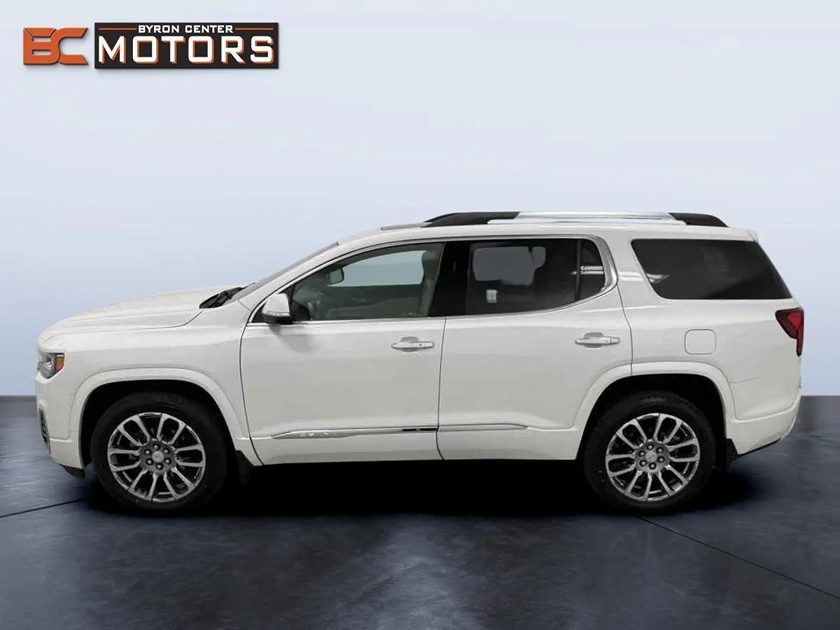2020 Gmc Acadia Denali photo 2