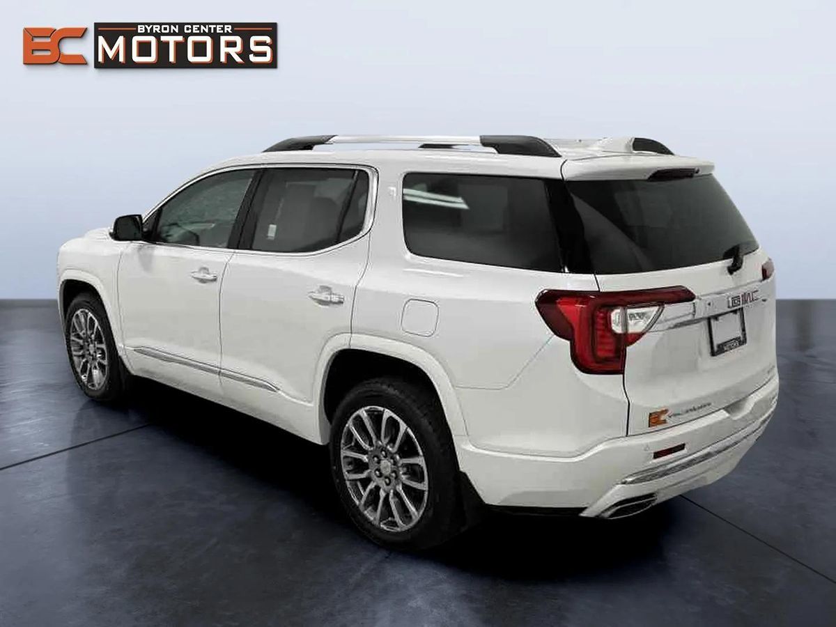 2020 Gmc Acadia Denali photo 3