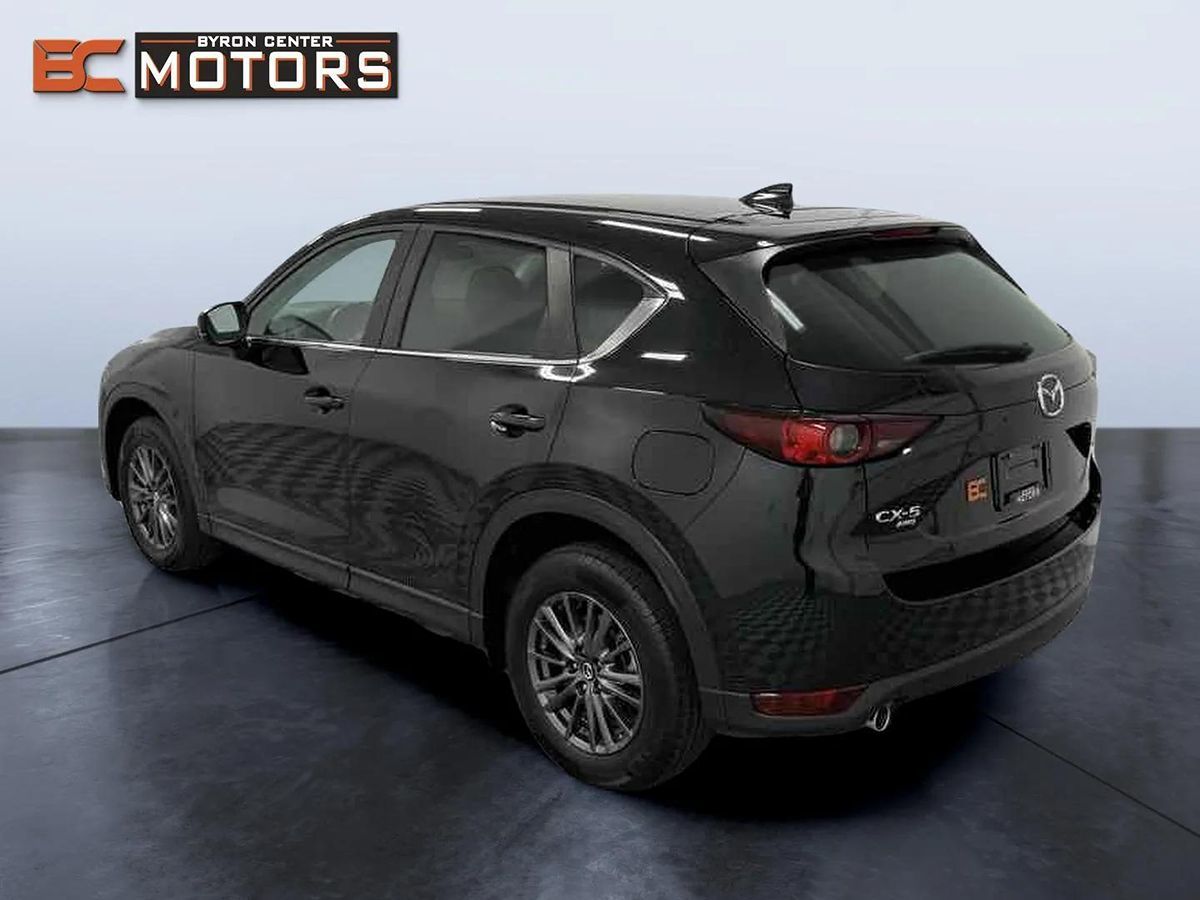 2021 Mazda CX-5 Touring photo 4