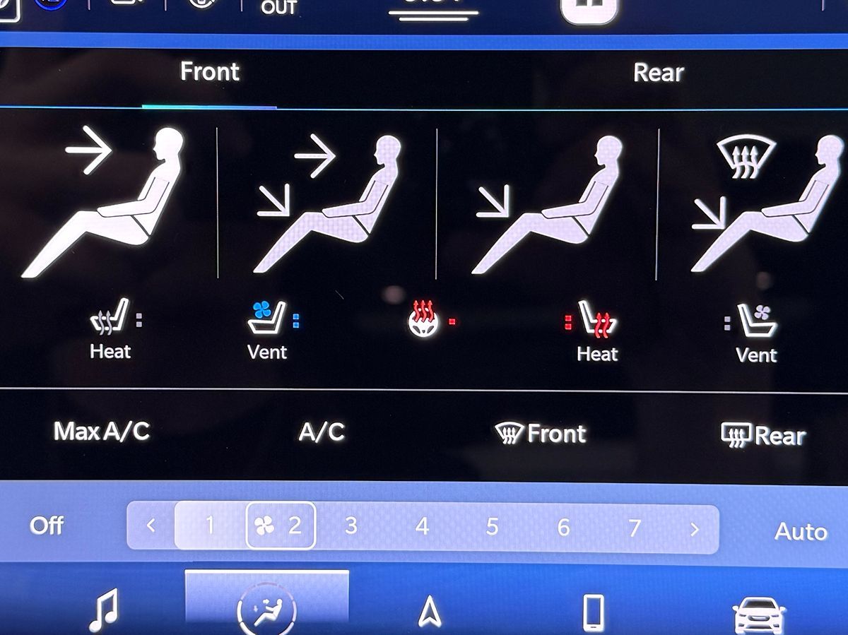 2021 Chrysler Pacifica Pinnacle - Photo 24