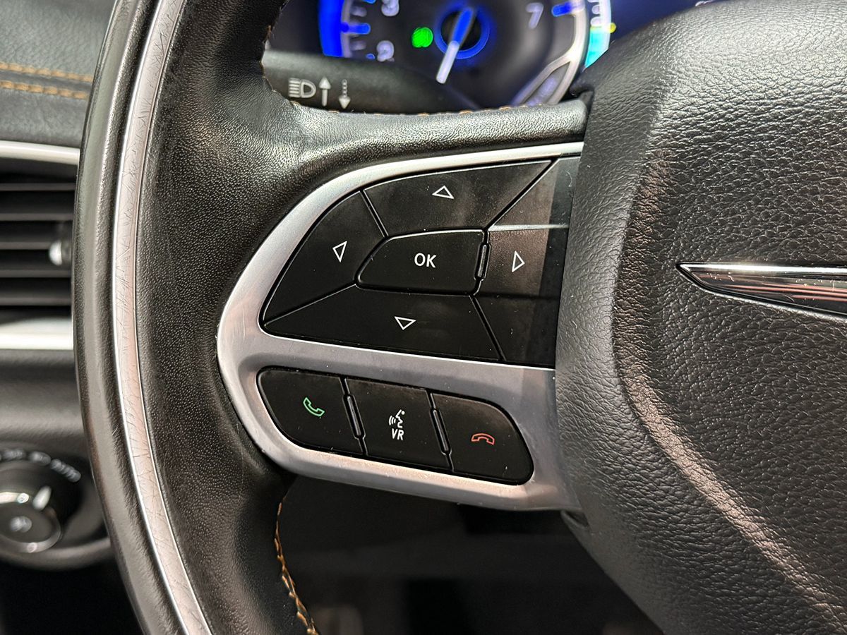 2021 Chrysler Pacifica Pinnacle - Photo 19