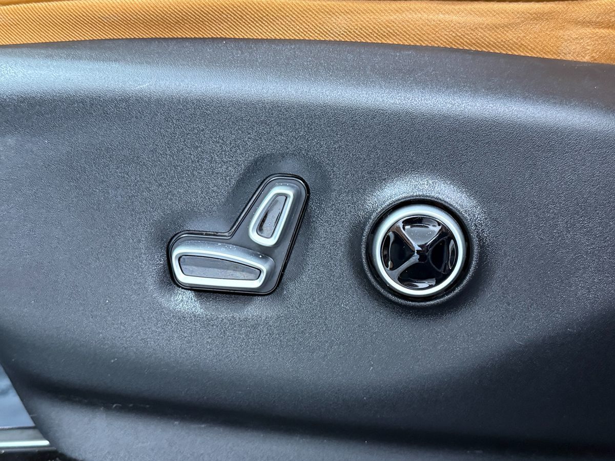 2021 Chrysler Pacifica Pinnacle - Photo 30