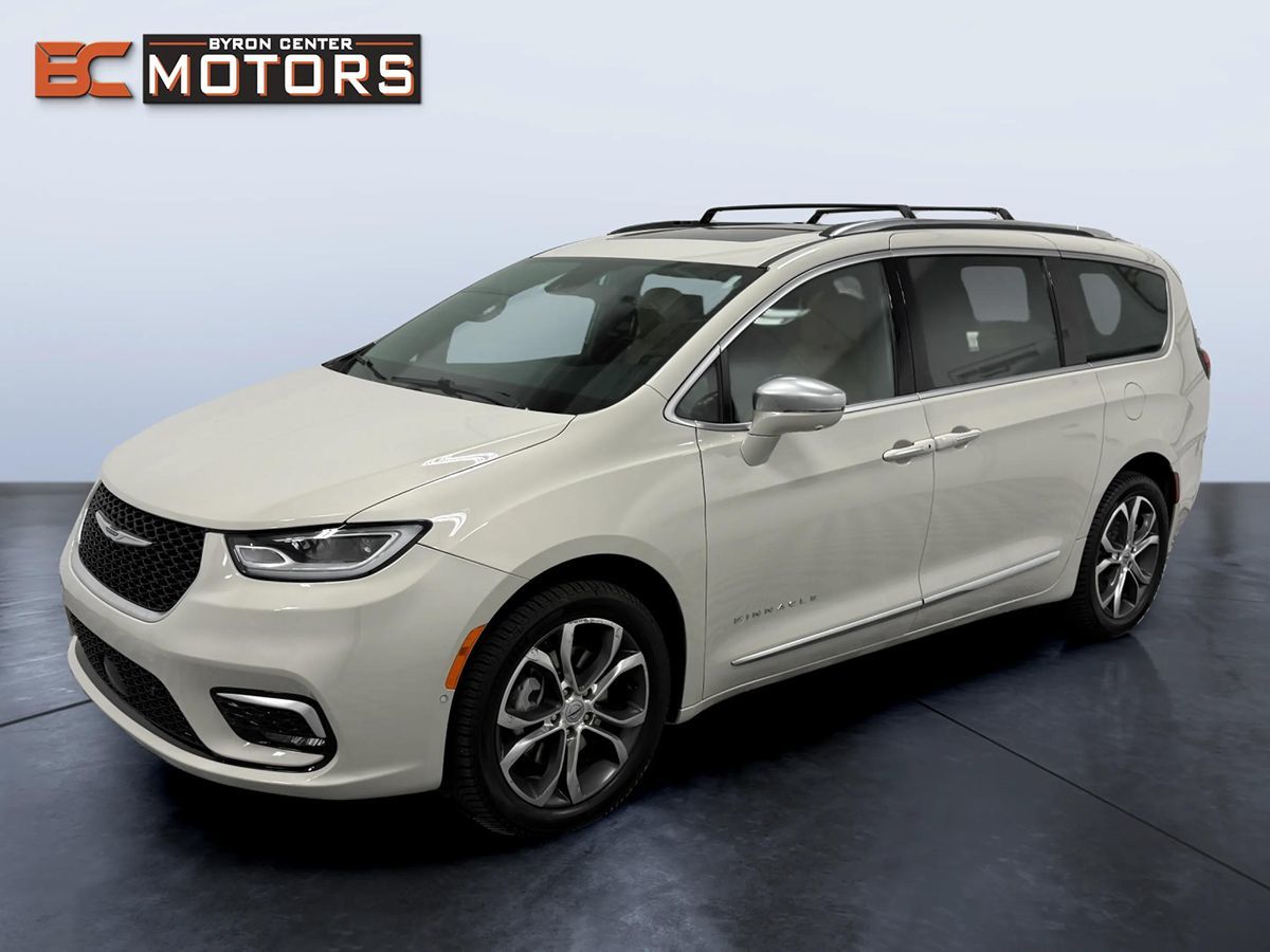 2021 Chrysler Pacifica Pinnacle's photo