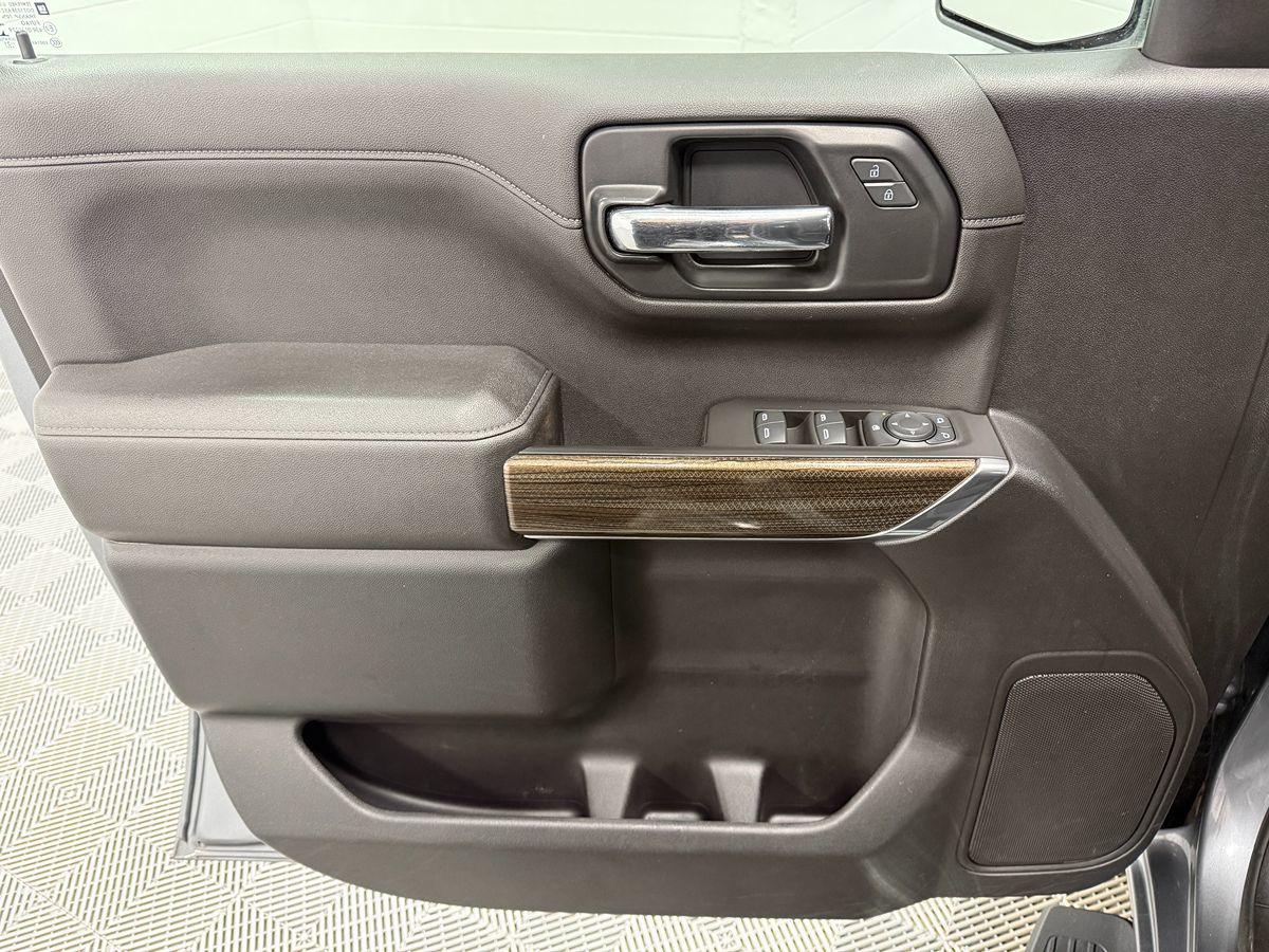 2021 Chevrolet Silverado 1500 RST - Photo 11