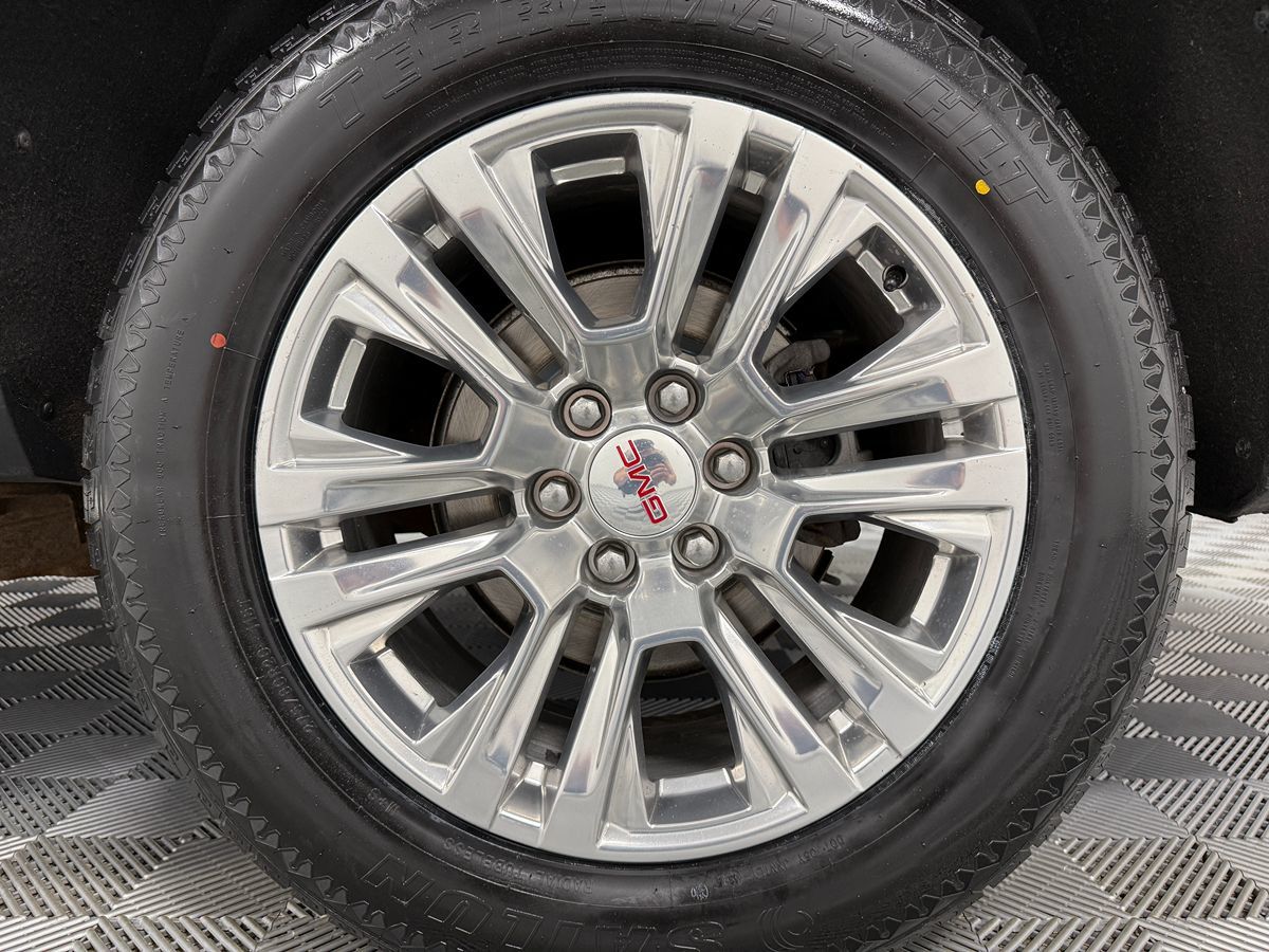 2021 GMC Yukon XL SLE - Photo 31