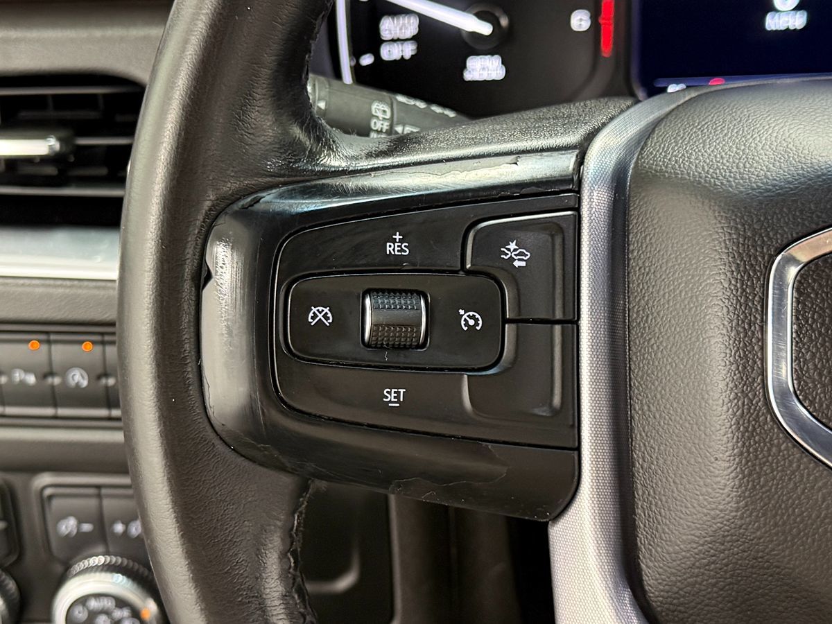 2021 GMC Yukon XL SLE - Photo 17