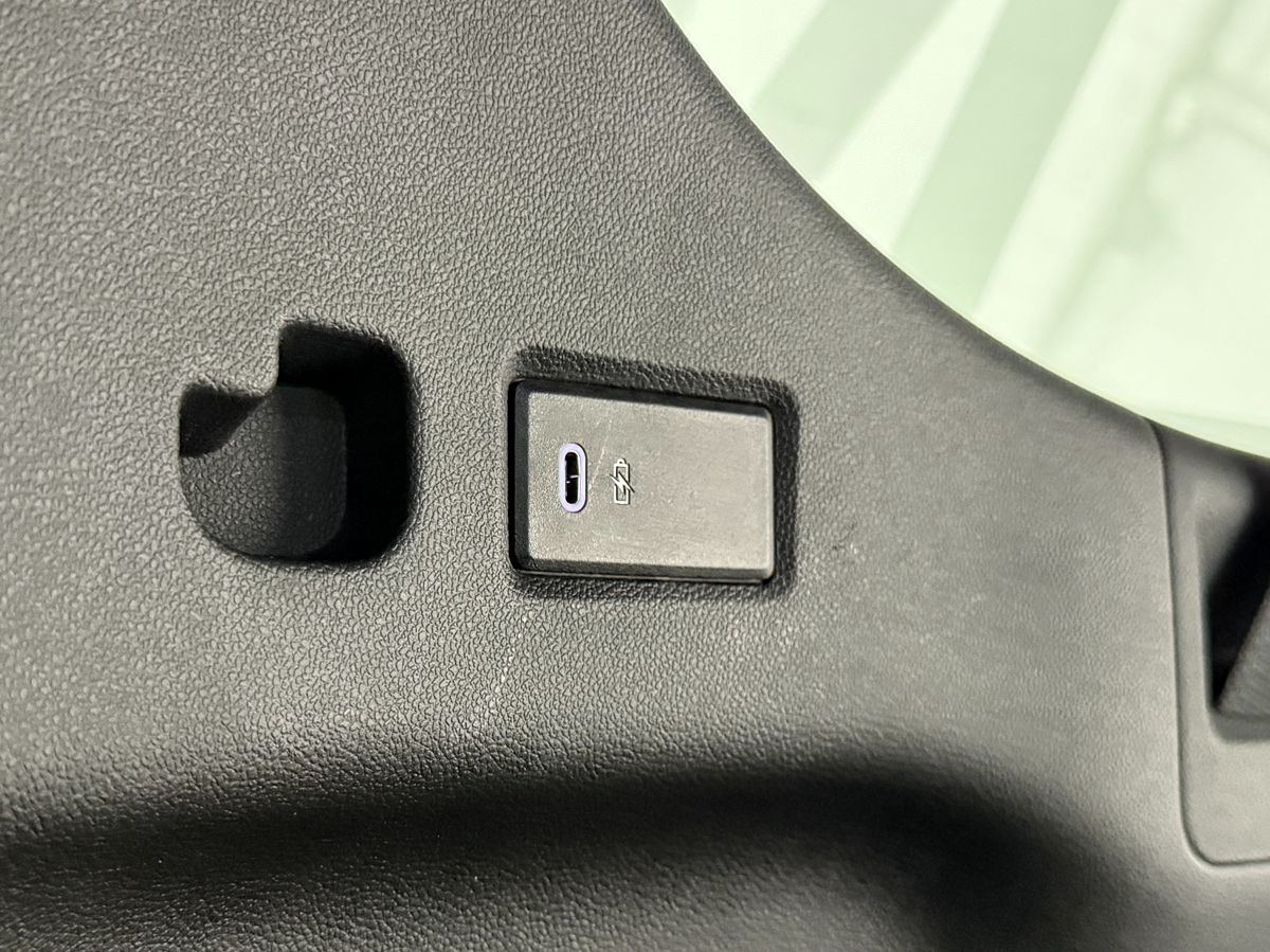 2021 GMC Yukon XL SLE - Photo 27