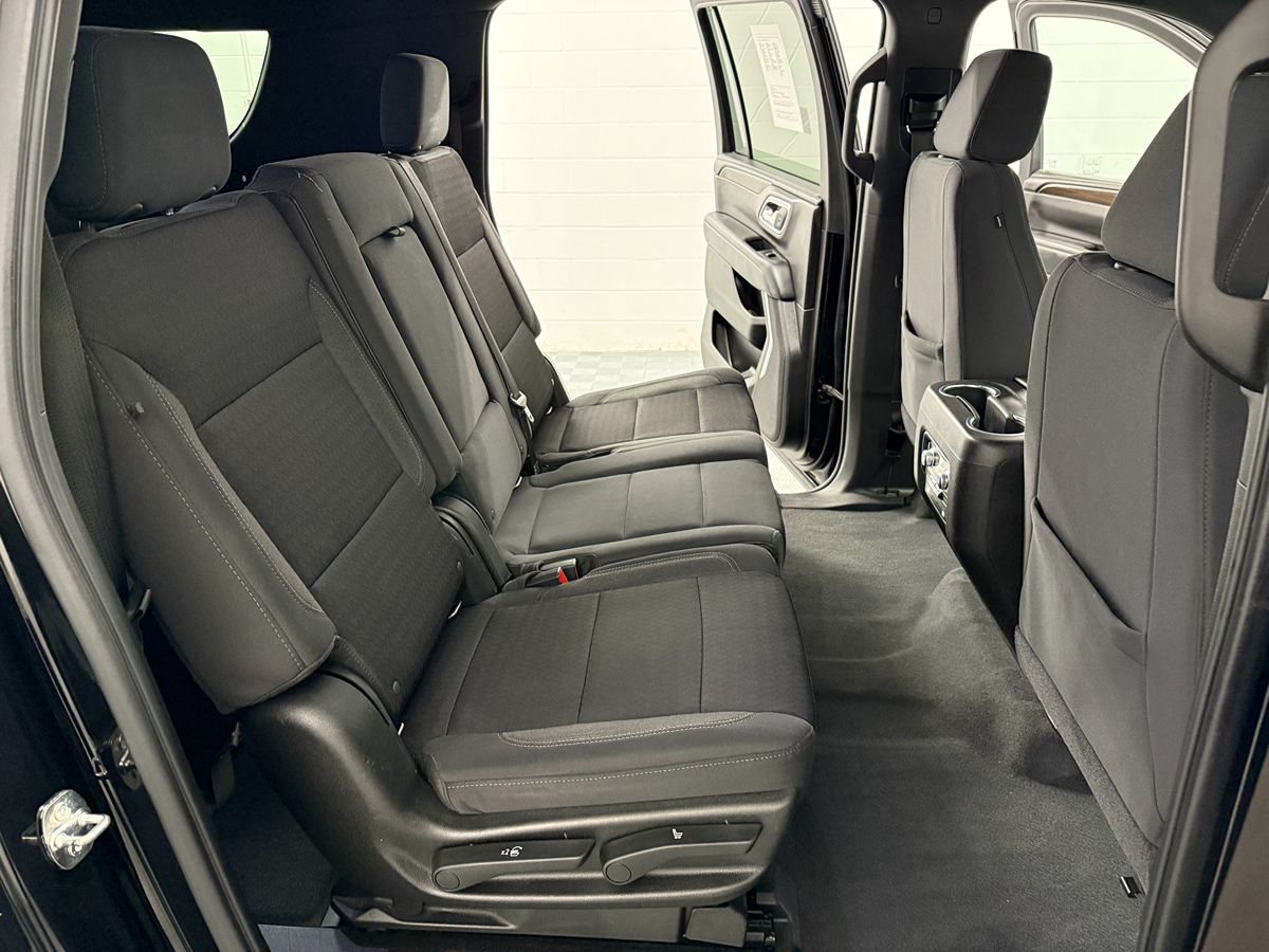 2021 GMC Yukon XL SLE - Photo 12