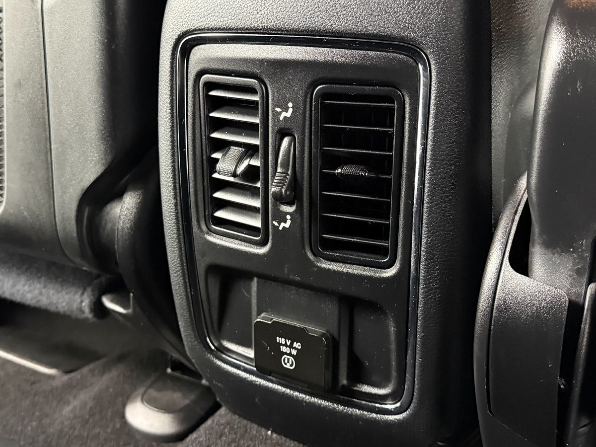 2019 Jeep Grand Cherokee Altitude - Photo 27