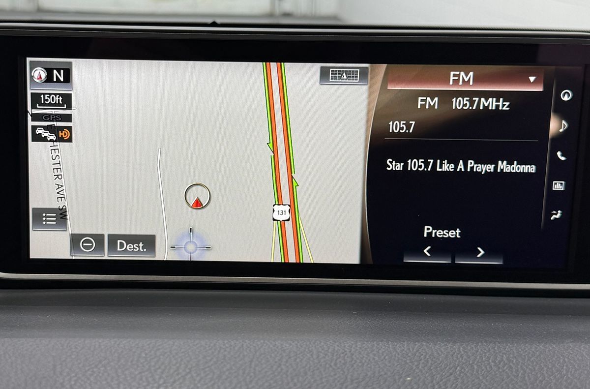 2017 Lexus RX 450h - Photo 23