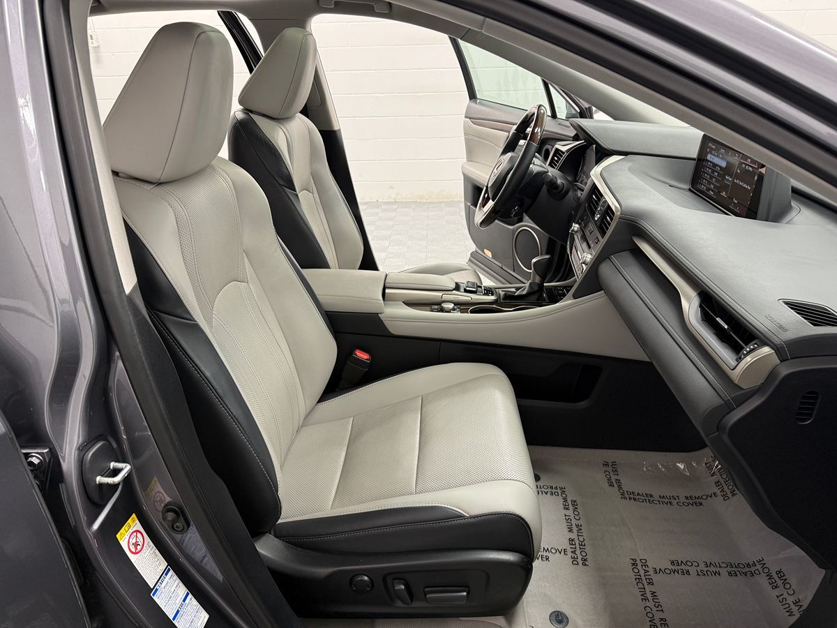 2017 Lexus RX 450h - Photo 15