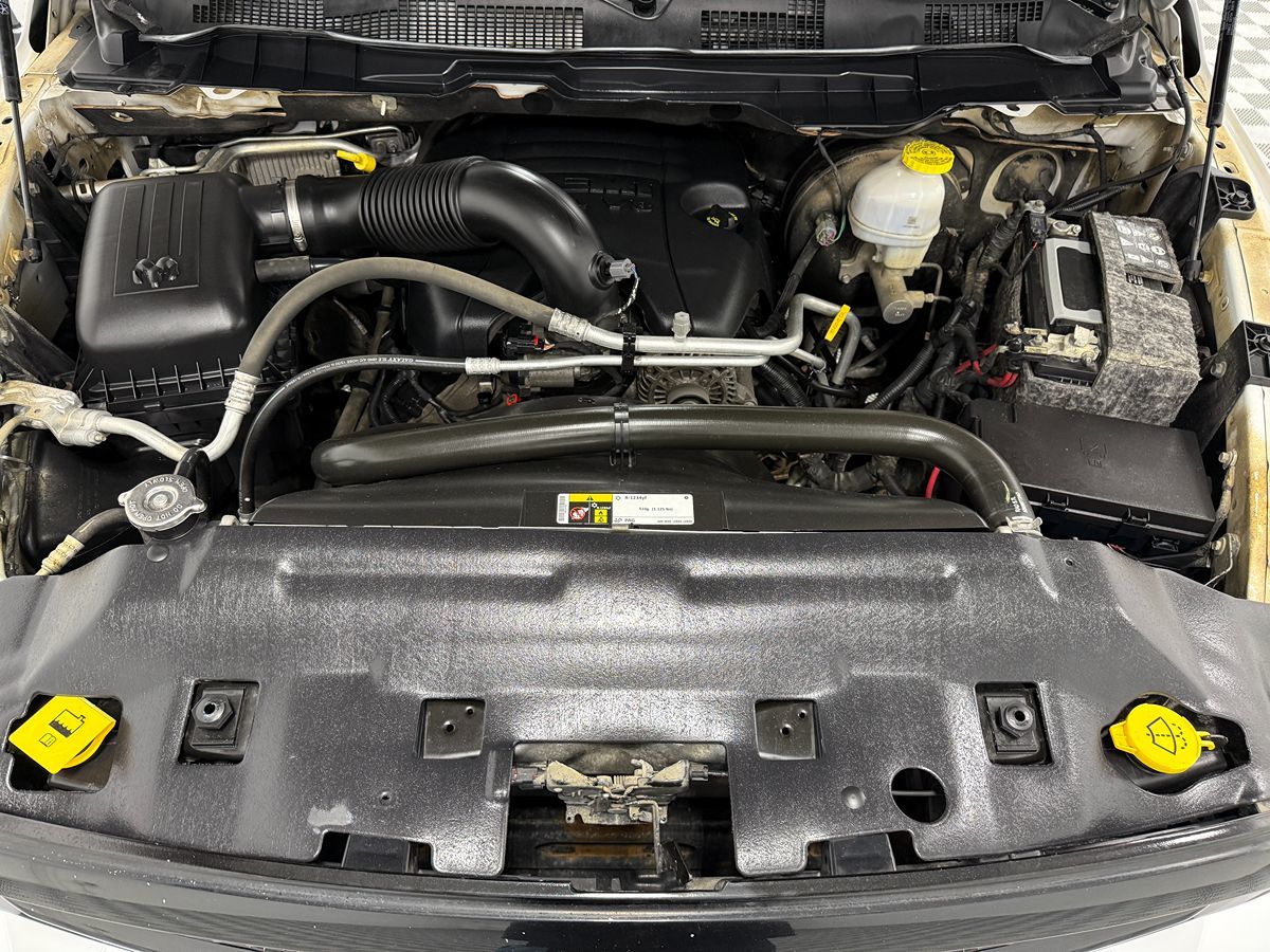 2019 RAM Ram 1500 Classic Express - Photo 24