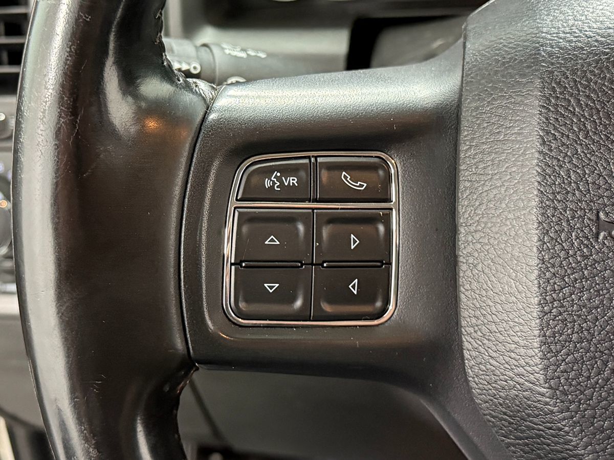 2019 RAM Ram 1500 Classic Express - Photo 16