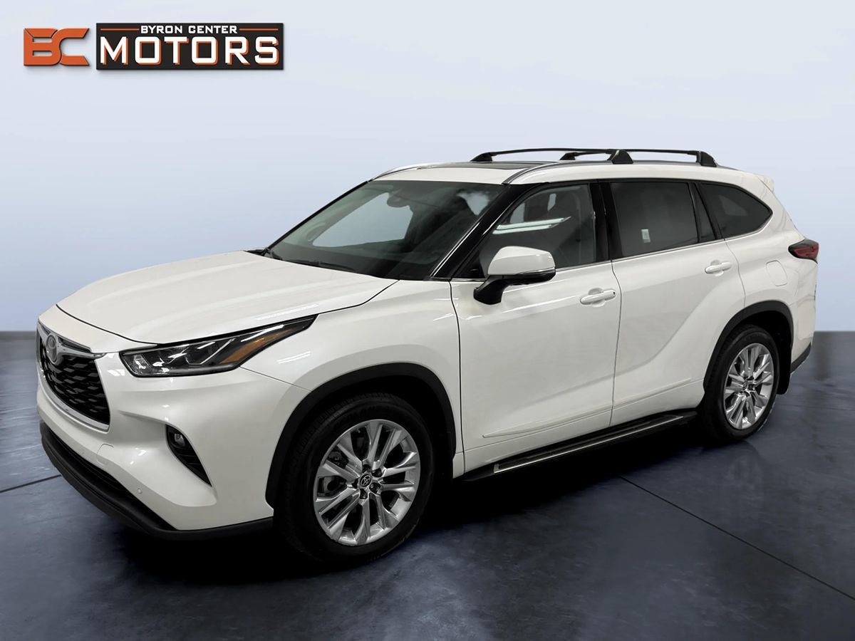 2021 Toyota Highlander Limited 4x4 V6's photo